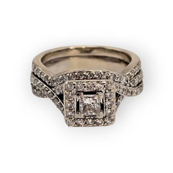 14k White Gold Diamond Bridal Set Princess Halo Engagement Ring & Twisted Band - Picture 11 of 12